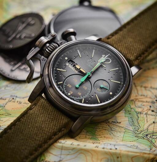 Graham Chronofighter Vintage Aircraft 2CVAV.B17A Replica Watch